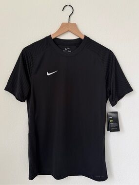 Nike Men's Dri-fit collection; Black . Men’s Small, Women Small-Medium